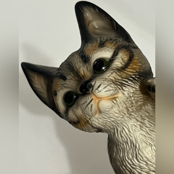 Harvey Knox Ceramic Playful Kitten Figure - Picture 4 of 13
